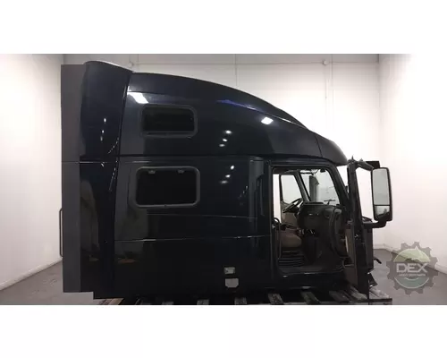 VOLVO VNL780 Cab