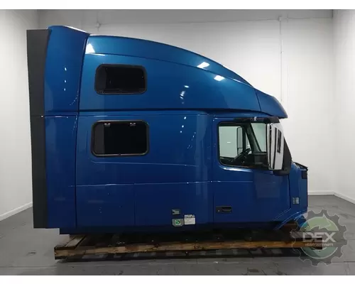 VOLVO VNL780 Cab