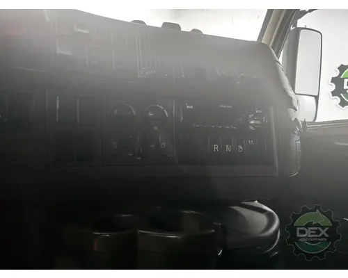 VOLVO VNL780 Cab