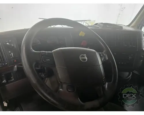 VOLVO VNL780 Cab