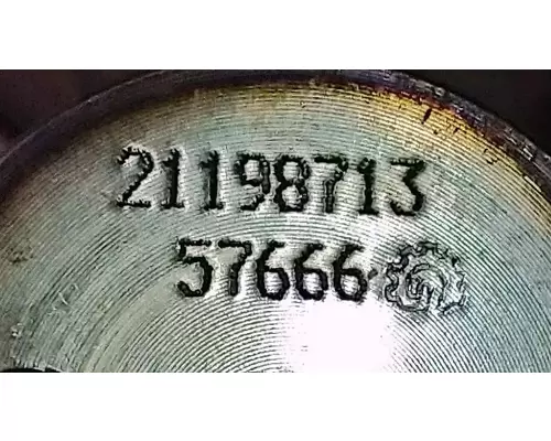 VOLVO VNL780 Camshaft