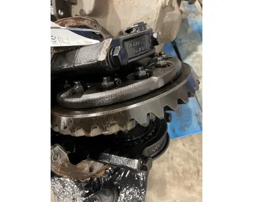 VOLVO VNL780 Differential Assembly (Front, Rear)