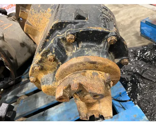 VOLVO VNL780 Differential Assembly (Front, Rear)