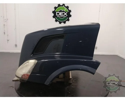 VOLVO VNL780 Hood