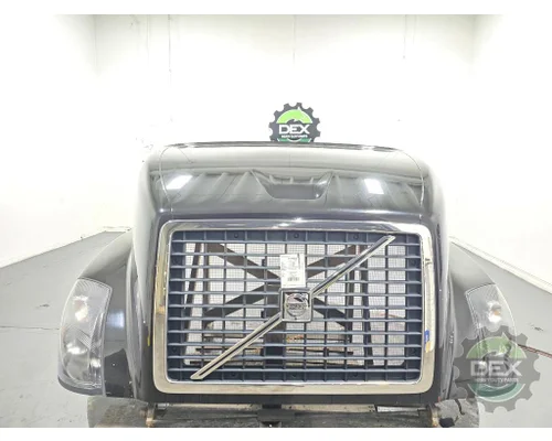 VOLVO VNL780 Hood