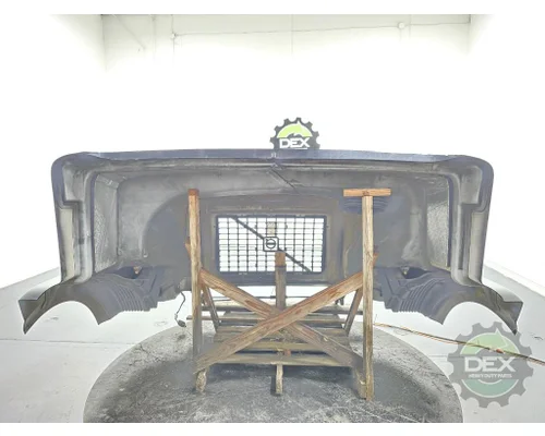VOLVO VNL780 Hood