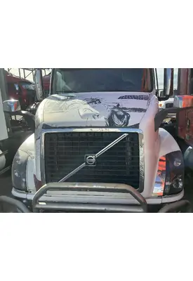 VOLVO VNL780 Hood
