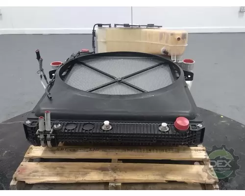 VOLVO VNL780 Radiator