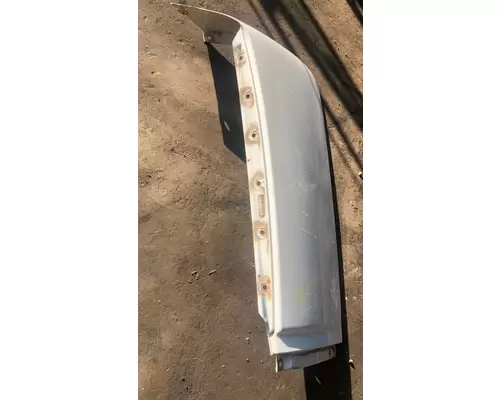 VOLVO VNL780 Side Fairing