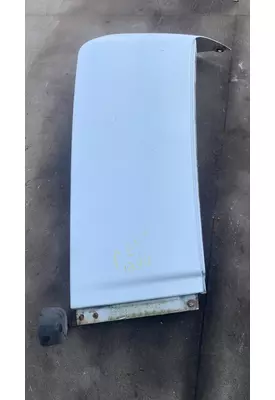 VOLVO VNL780 Side Fairing