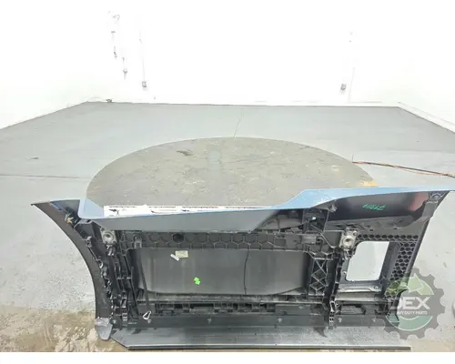 VOLVO VNL840 1644 bulb socket