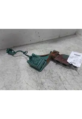 VOLVO VNL840 2931 valve