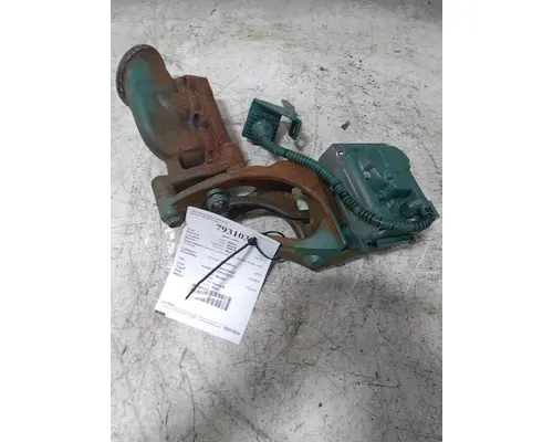 VOLVO VNL840 2931 valve