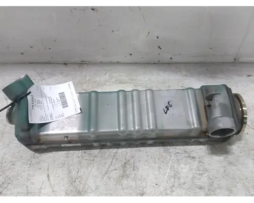VOLVO VNL840 2932 cooler