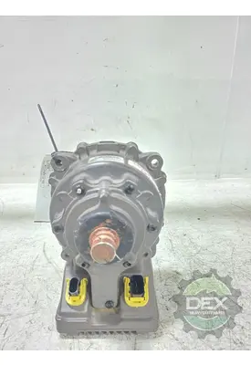 VOLVO VNL840 6422 steering gear, servo complete