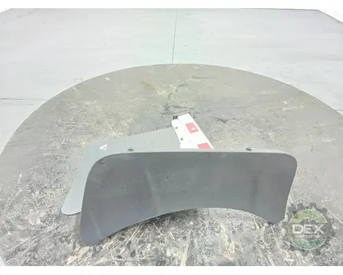 VOLVO VNL840 9224 mudguard with mounting (Trucks)