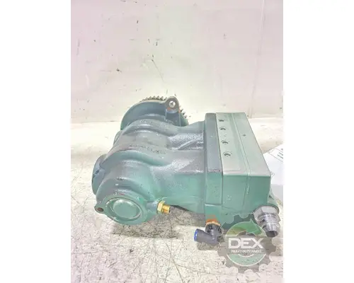 VOLVO VNL840 Air Compressor