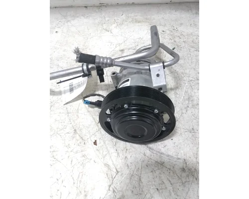 VOLVO VNL840 Air Conditioner Compressor