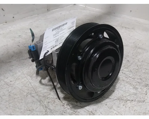 VOLVO VNL840 Air Conditioner Compressor
