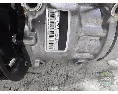 VOLVO VNL840 Air Conditioner Compressor