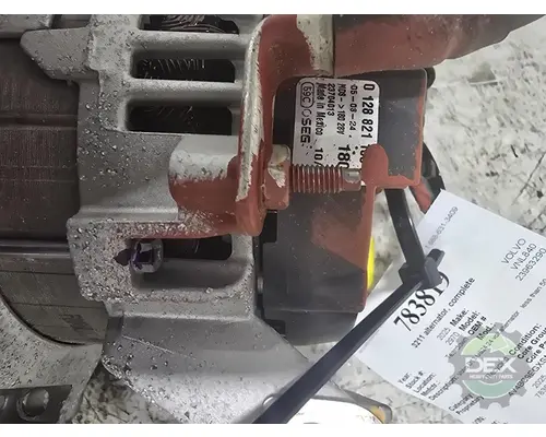 VOLVO VNL840 Alternator