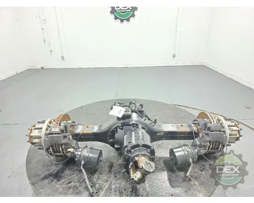 VOLVO VNL840 Axle Assembly, Rear (Single or Rear)