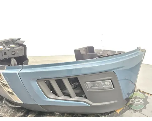 VOLVO VNL840 Bumper Assembly, Front