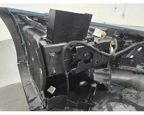 VOLVO VNL840 Bumper Assembly, Front