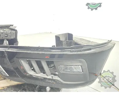 VOLVO VNL840 Bumper Assembly, Front