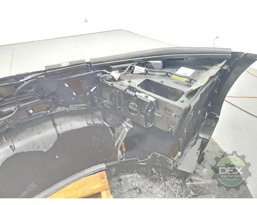 VOLVO VNL840 Bumper Assembly, Front