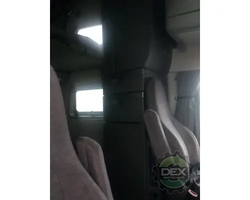VOLVO VNL840 Cab