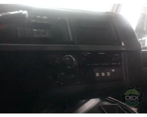 VOLVO VNL840 Cab