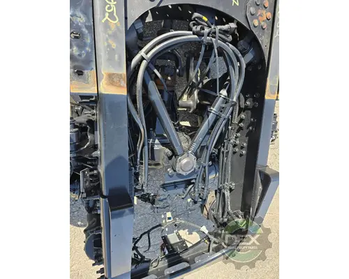 VOLVO VNL840 Cutoff Assembly (Housings & Suspension Only)
