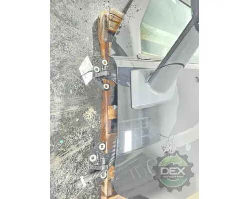 VOLVO VNL840 Door Assembly, Front