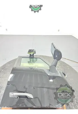 VOLVO VNL840 Door Assembly, Front