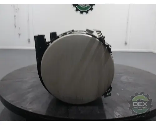 VOLVO VNL840 Fuel Tank