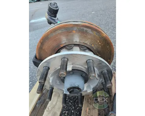 VOLVO VNL840 Hub