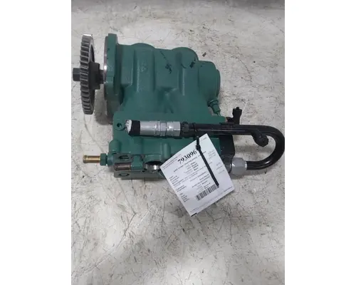 VOLVO VNL840 Power Steering Pump