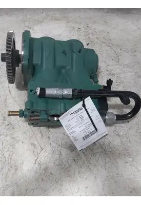 VOLVO VNL840 Power Steering Pump