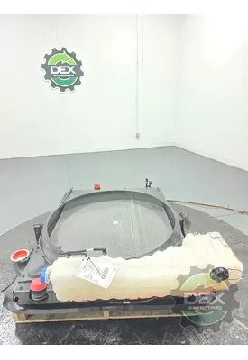 VOLVO VNL840 Radiator