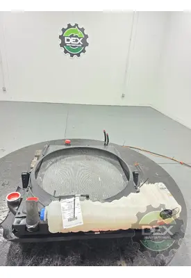 VOLVO VNL840 Radiator