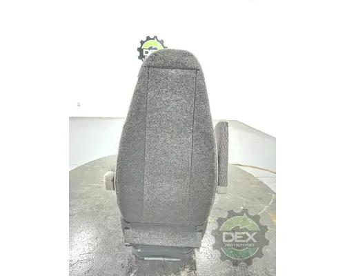 VOLVO VNL840 Seat, Front