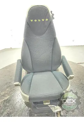 VOLVO VNL840 Seat, Front