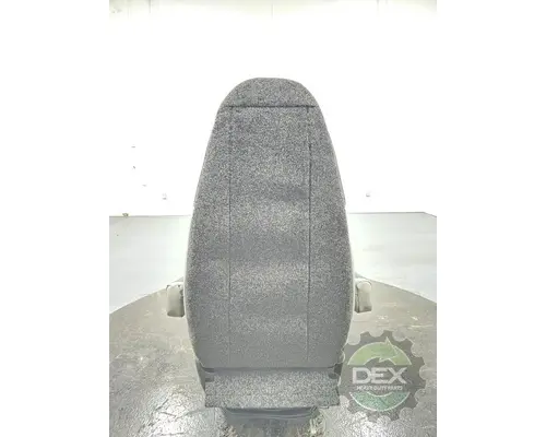 VOLVO VNL840 Seat, Front