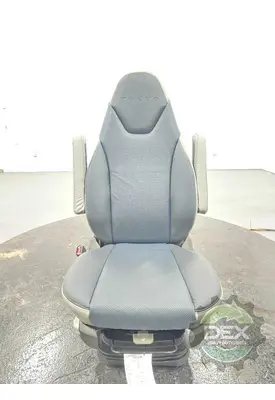 VOLVO VNL840 Seat, Front
