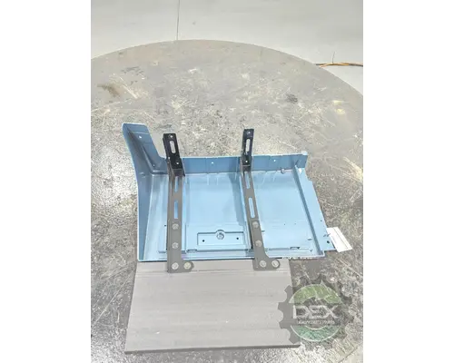 VOLVO VNL840 Spoiler, Front