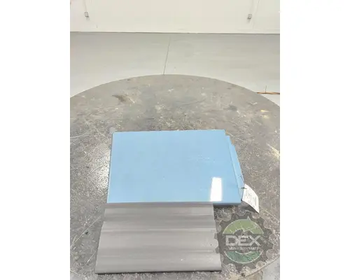 VOLVO VNL840 Spoiler, Front