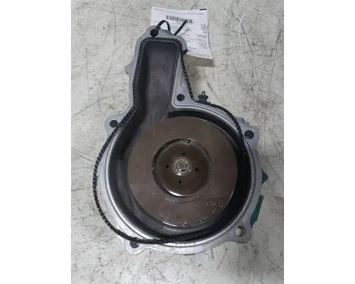 VOLVO VNL840 Water Pump