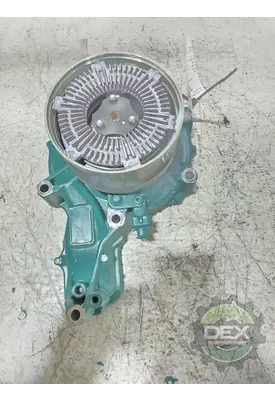 VOLVO VNL840 Water Pump