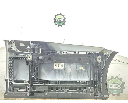 VOLVO VNL860 1644 bulb socket